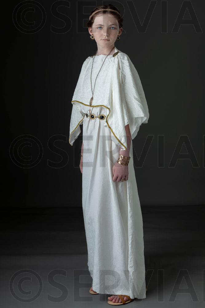Roman girl wearing a white tunic and stola (HAVANA 532 )
