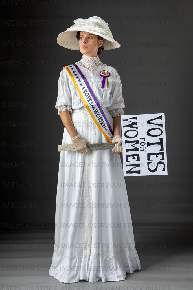 USA Suffragette from late 19th / early 20th century wearing a white lace blouse and skirt (SARAH 413)