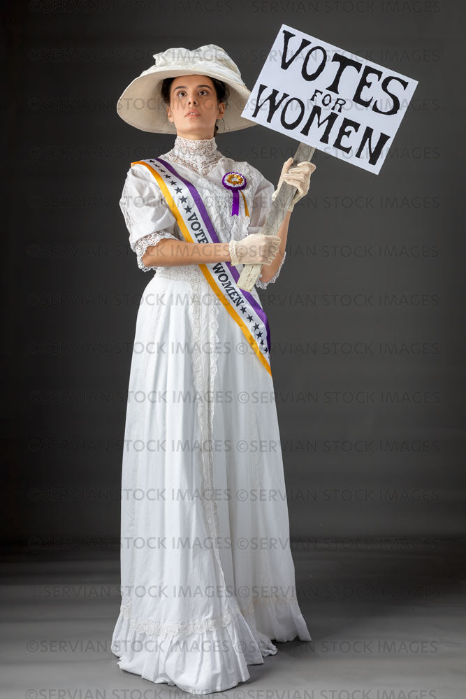 USA Suffragette from late 19th / early 20th century wearing a white lace blouse and skirt (SARAH 422)