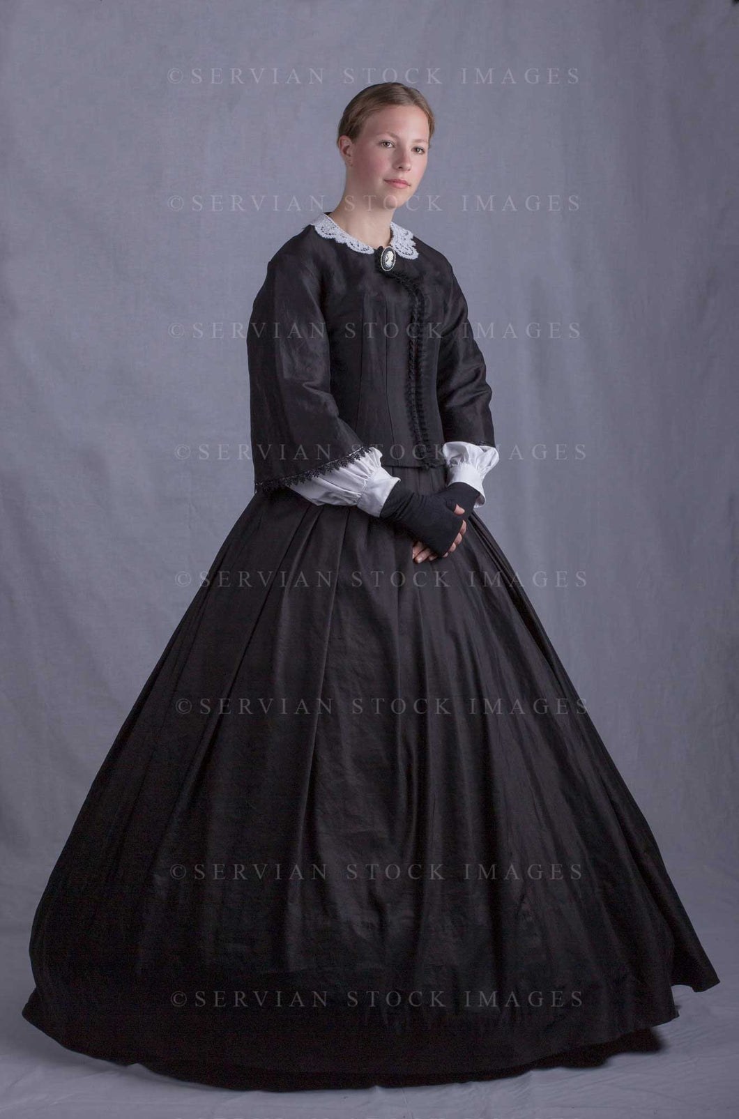 Victorian woman wearing a black bodice and skirt (Skye 0113)