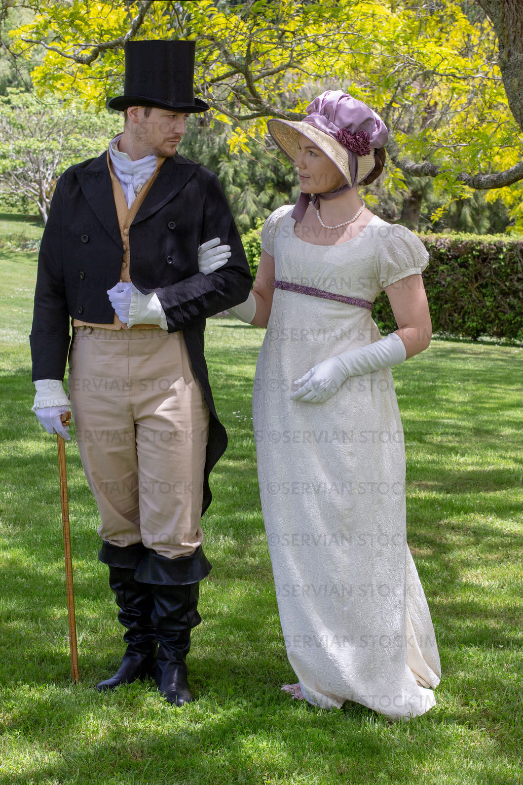 Regency couple in a sunny garden (Tayla and Aaron 0399)