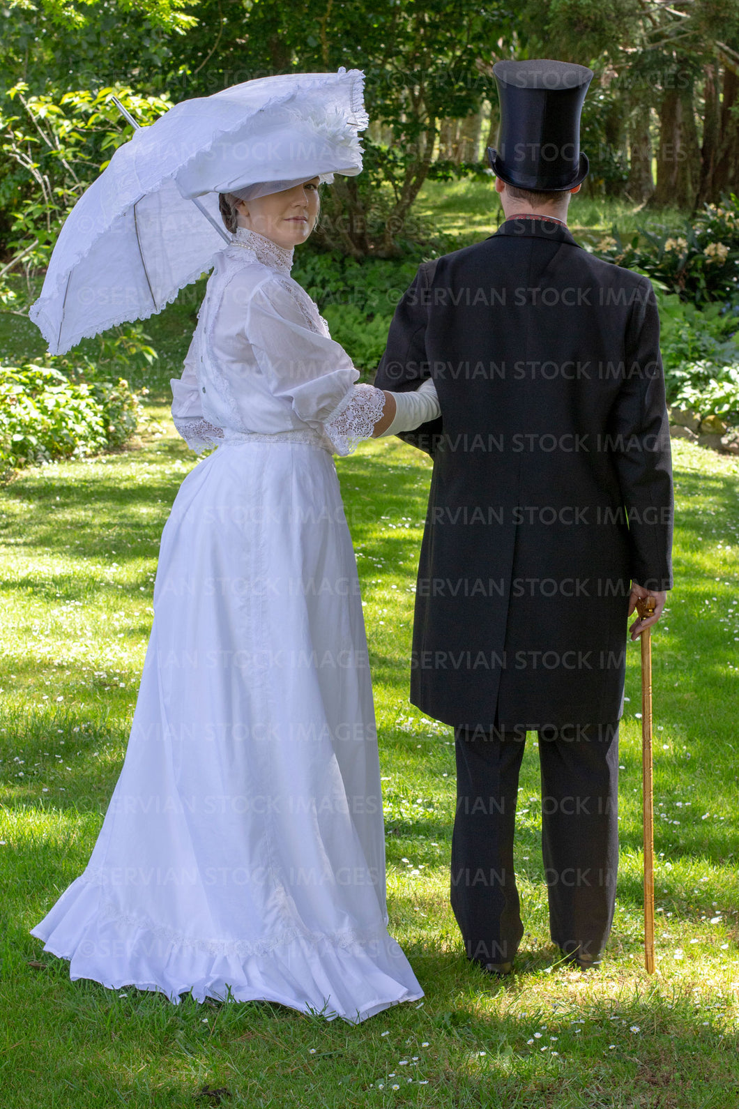 Edwardian couple in a sunny garden (Tayla and Aaron 0550)