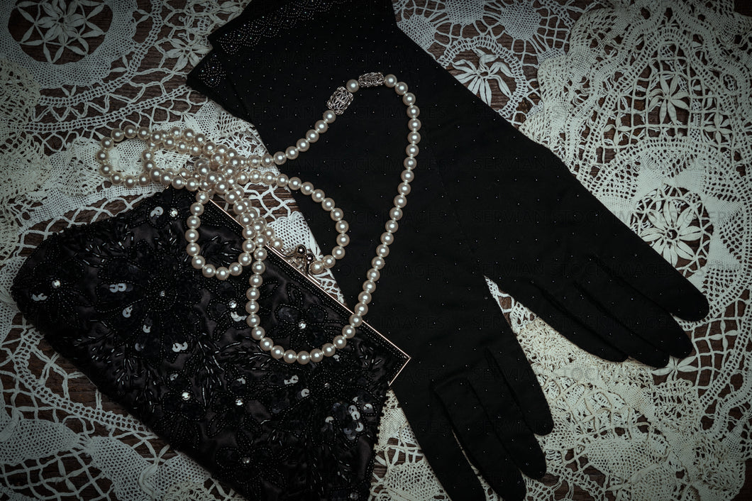 Still life - Vintage beaded bag, pearls, and gloves (KS 9555)
