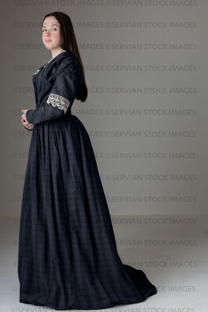 Young Victorian woman wearing a grey/blue cotton dress with antique lace trim (Kate 494)