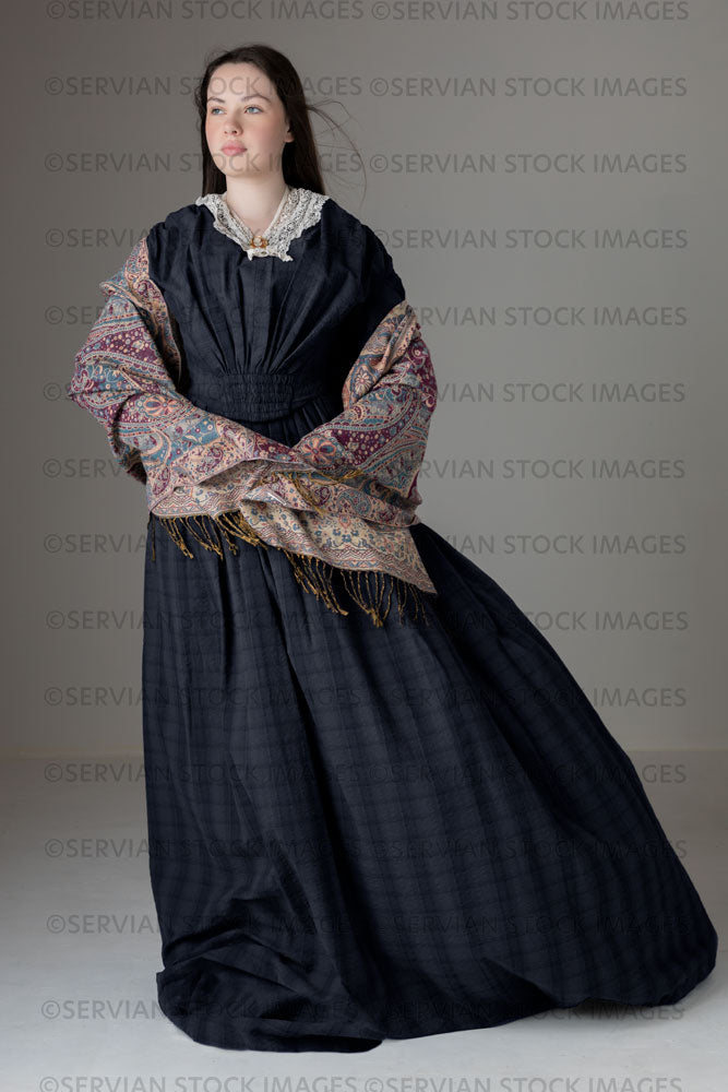 Young Victorian woman wearing a grey/blue cotton dress with antique lace trim (Kate 505)