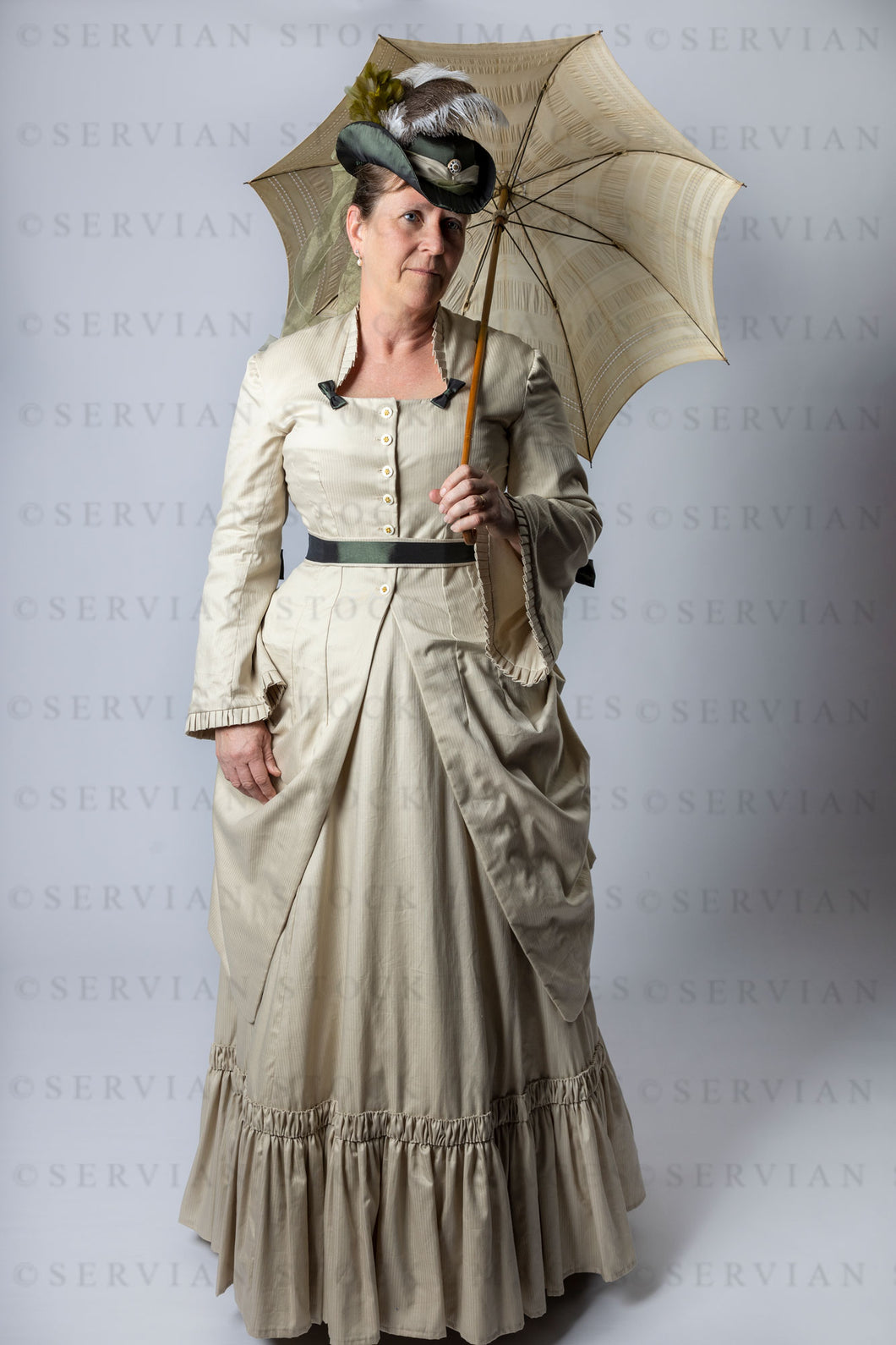 Victorian woman in a bustle ensemble (Tracey 2893)