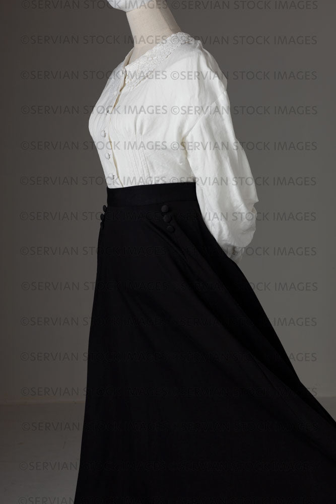 Mannequin  wearing a Victorian Garibaldi blouse and black skirt (add your own human head)  (Quinn  5542