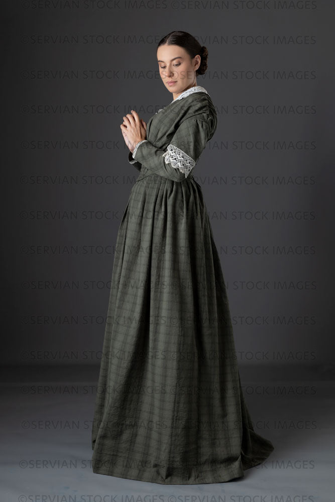 Victorian working class woman in dark green bodice and skirt (Sarah 1155)